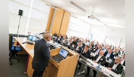 Materialvielfalt in der Möbelbranche, Lösungen beim LEUCO Fachsymposium